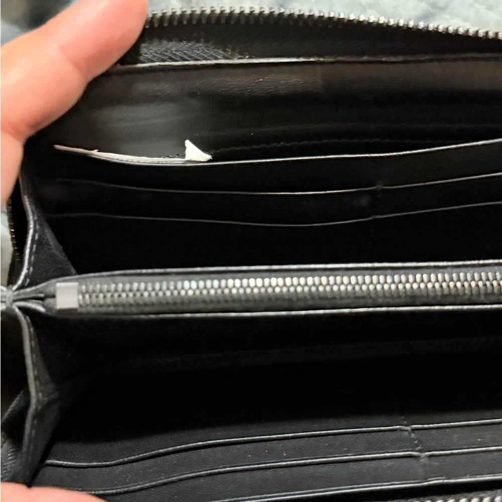 Bottega Veneta  Leather Wallet - Picture 10 of 15